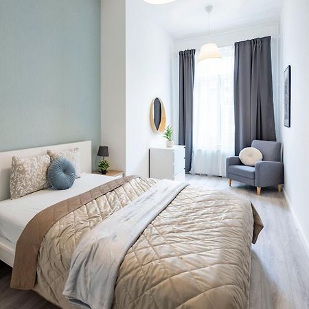 Super Central Cozy Apartment Next To The Budapest Eye Dış mekan fotoğraf